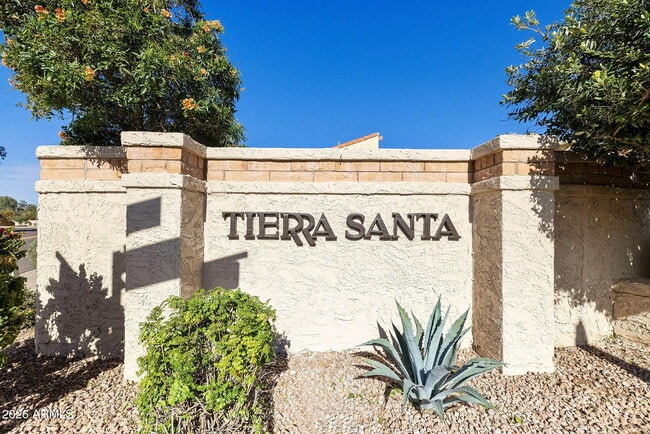 Building Photo - 8782 E Mustang Trail