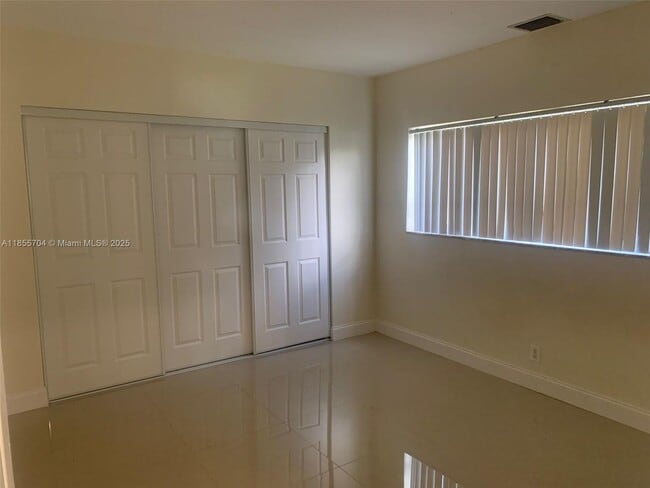 Building Photo - 4060 NW 110th Ave