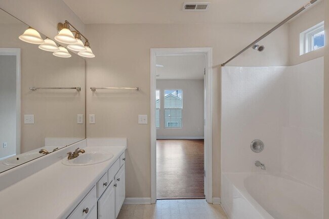 Building Photo - 5020 Babbling Brook Dr