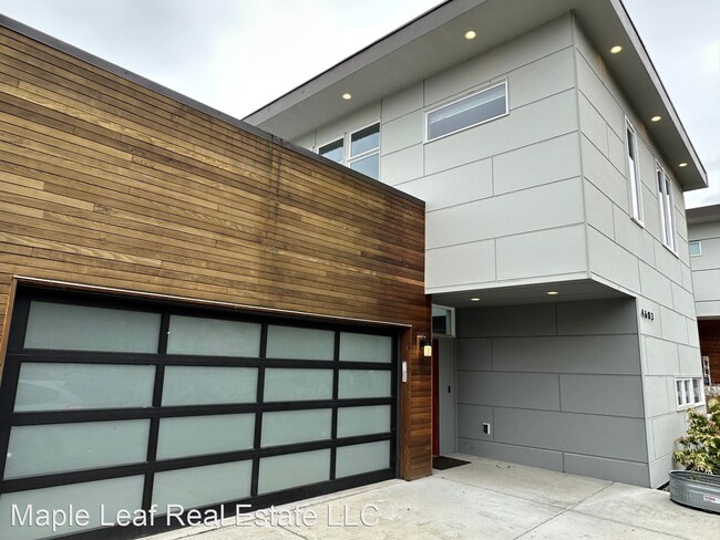 Building Photo - 4 br, 4.5 bath House - 4603 S. Juneau Street