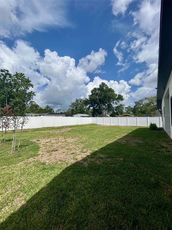 Building Photo - 7 Fortune Ln