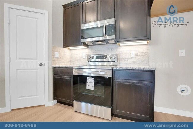 Building Photo - Spacious 3-Bedroom Home – Your Perfect Fam...