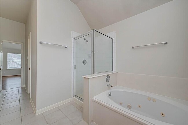 Building Photo - 6031 Bradworthy Dr