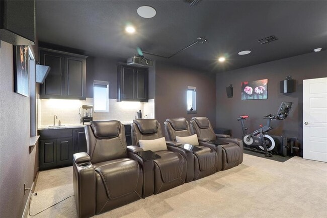 Building Photo - 702 Tomichi Trl