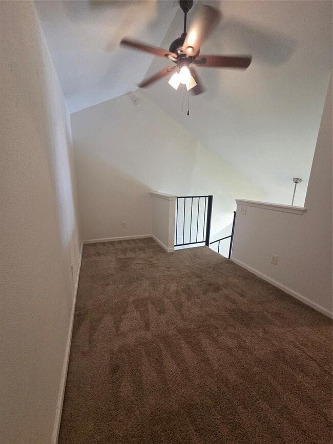 Building Photo - 1840 Burton Dr