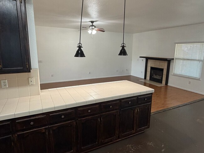 Building Photo - 1339 Vine St