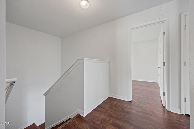 Building Photo - 239 Battery Way