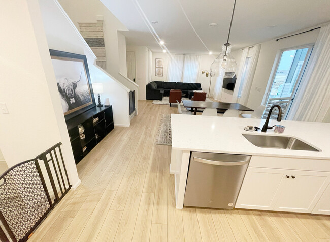 Building Photo - 1149 Anker Dr