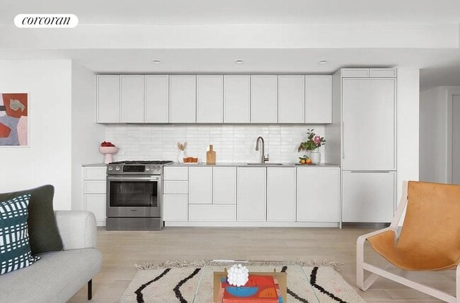 Building Photo - 111 Montgomery St