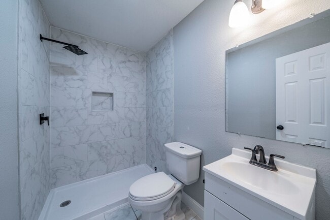 Building Photo - Beautiful home in Fort Worth!