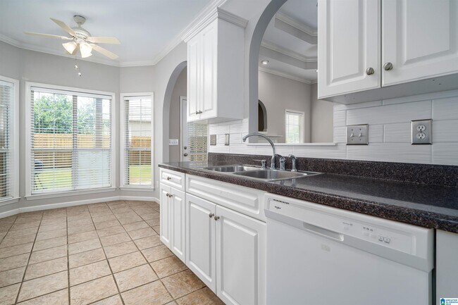 Building Photo - 800 Waterford Cir