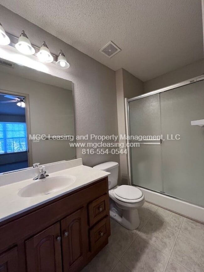 Building Photo - Timbers East Townhomes - 1,300+ Sq. Ft. Townhome with Garage – Move-In Ready