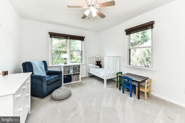 Building Photo - 12696 Kettering Dr