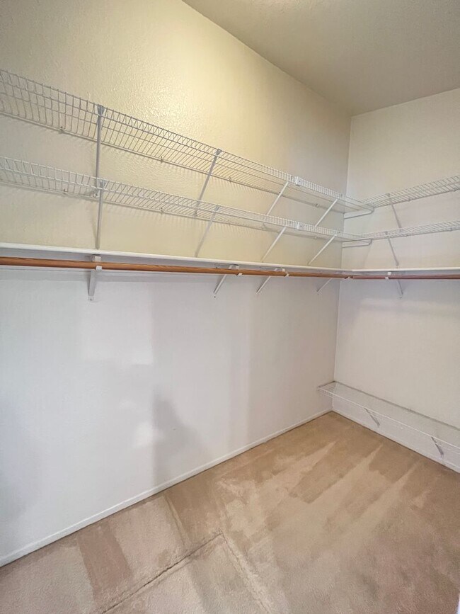 Building Photo - Southwest Reno Hidden Gem - Stunning Back ...