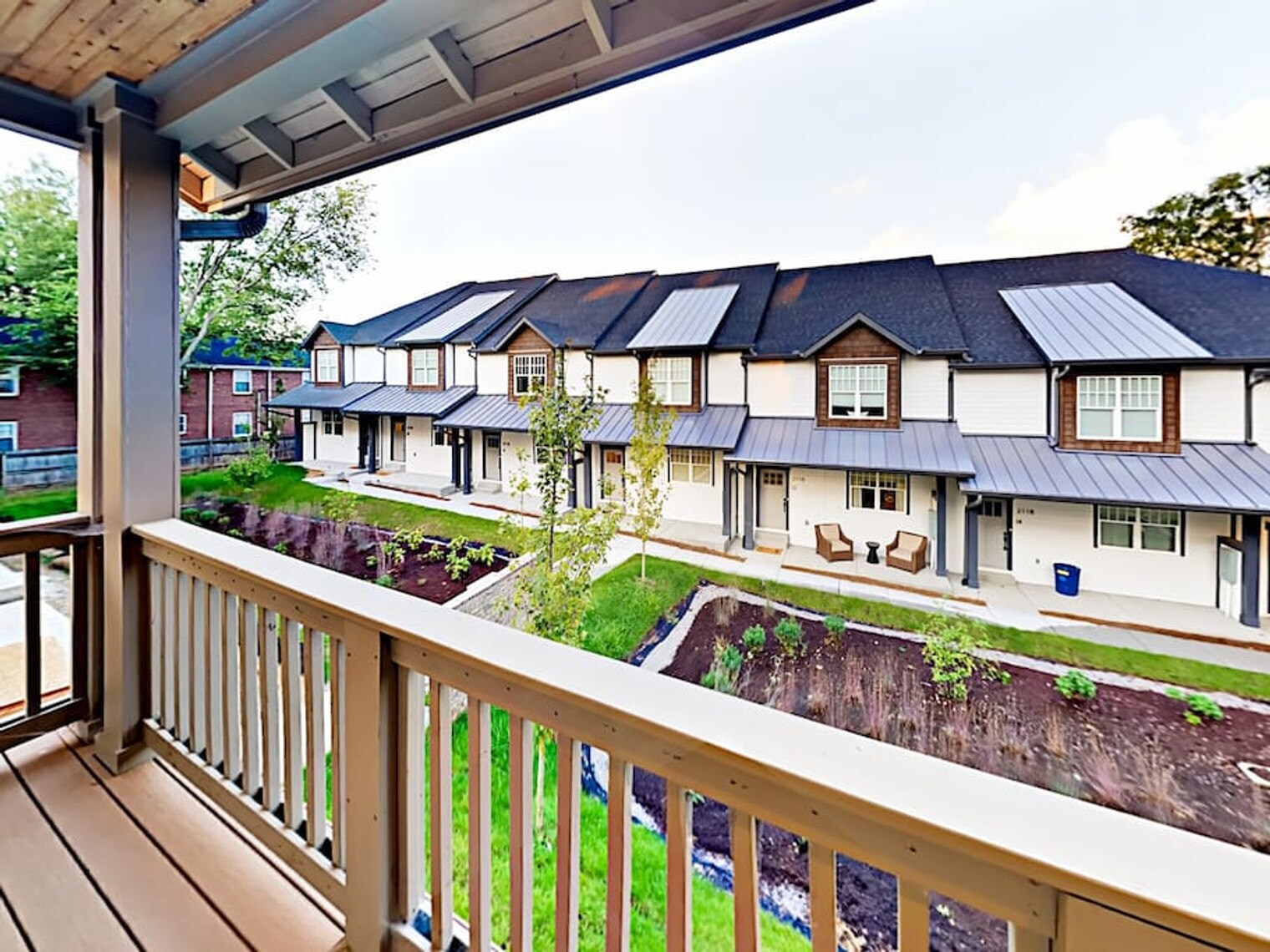 Building Photo - 2125 8th Ave S