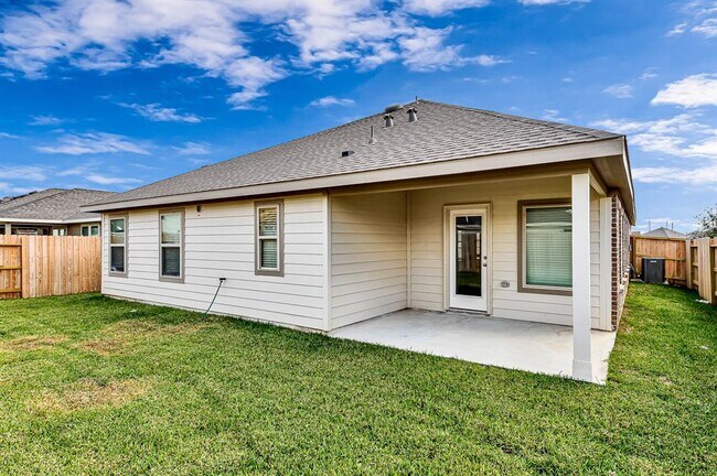 Building Photo - 7619 Jasmine Chase Dr