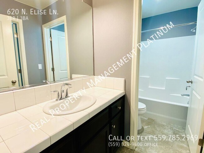 Building Photo - $2,250 3 Bedroom In Canyon Creek Community...