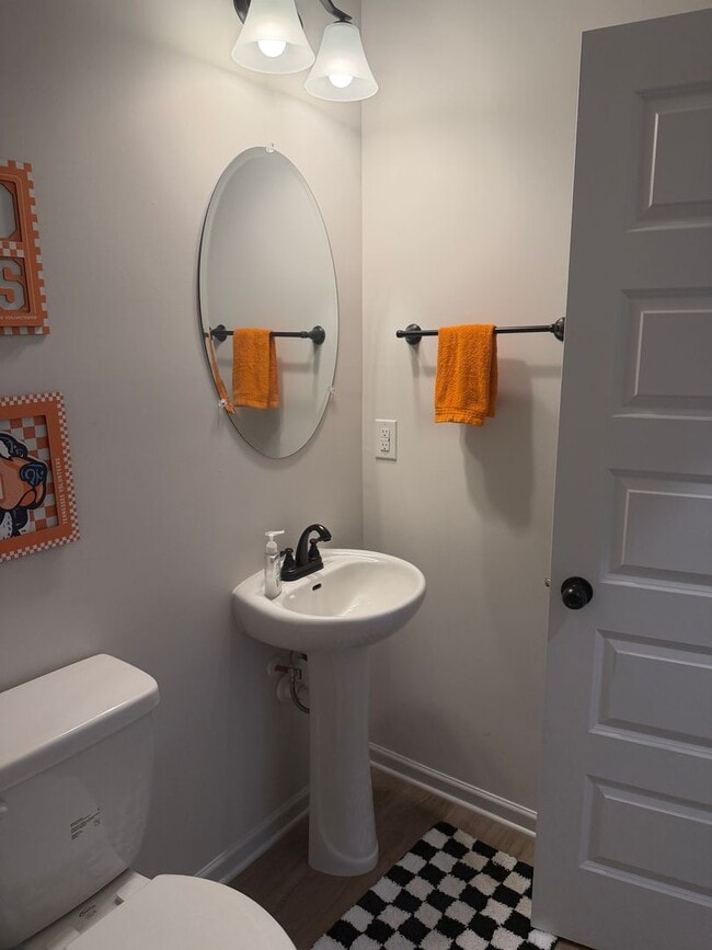 Building Photo - Ooltewah-Harbour Chase Community