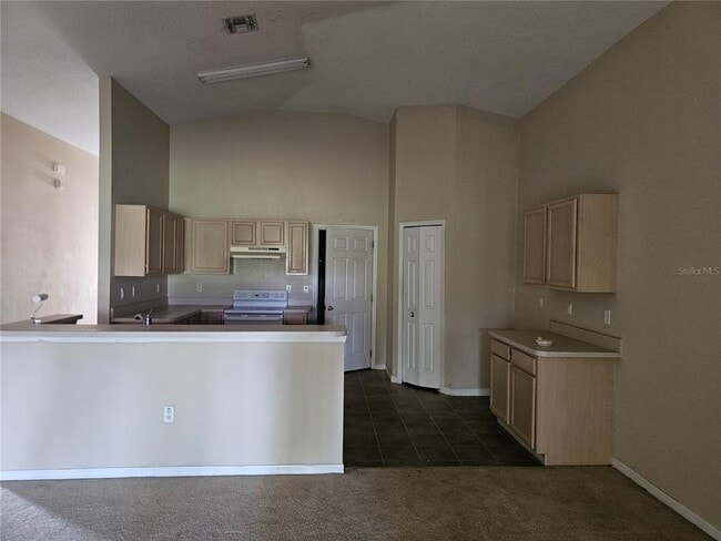 Building Photo - 7 Haddock Way