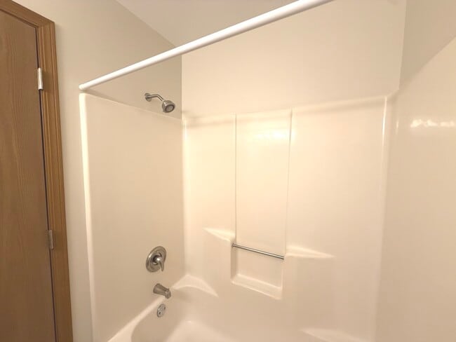 Building Photo - 1109 Kane St