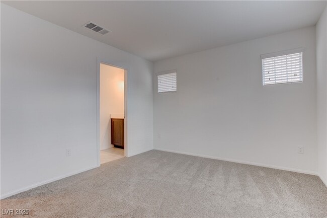 Building Photo - 618 Bellus Pl