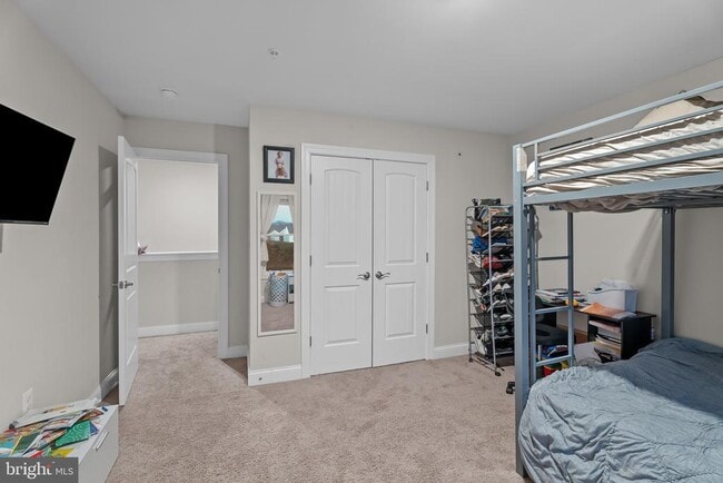 Building Photo - 10001 Maids Fancy Way