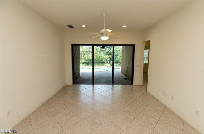 Building Photo - 11108 Esteban Dr