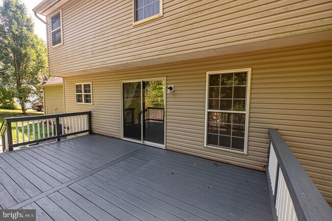 Building Photo - 13220 Willow Point Dr