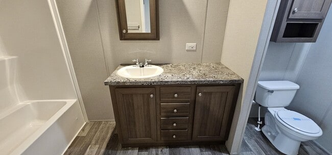 Building Photo - 9 Birch Ct