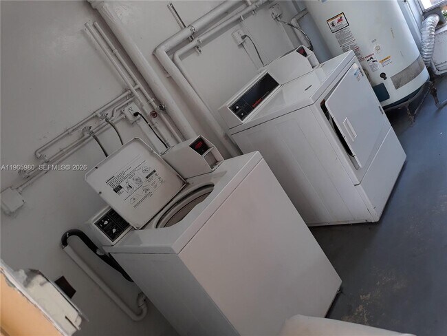 Building Photo - 6850 W 14th Ct