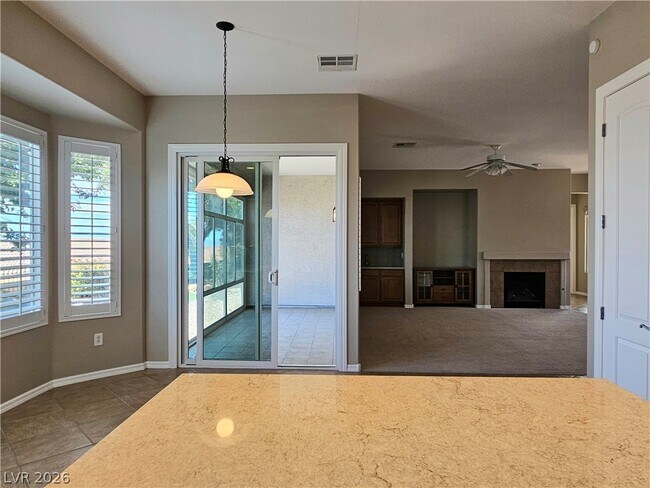 Building Photo - 2139 Twin Falls Dr