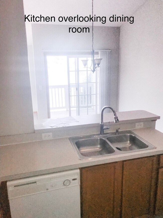 Building Photo - 1131 Silverstone Dr