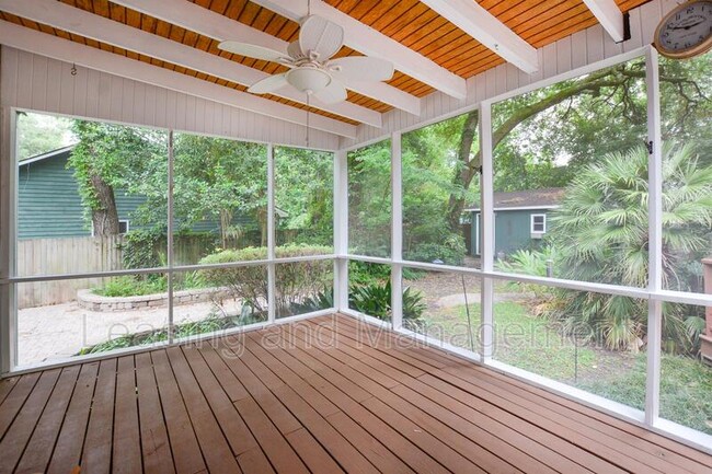 Building Photo - 2156 Forest Lakes Blvd