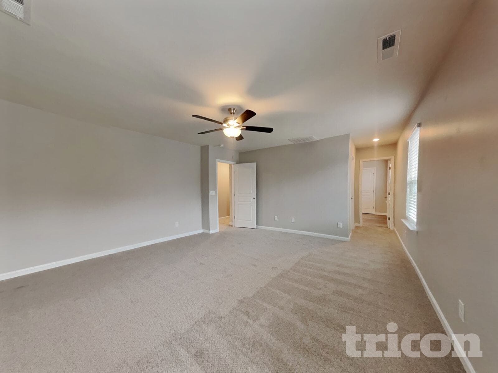 Building Photo - 923 Avondale Dr