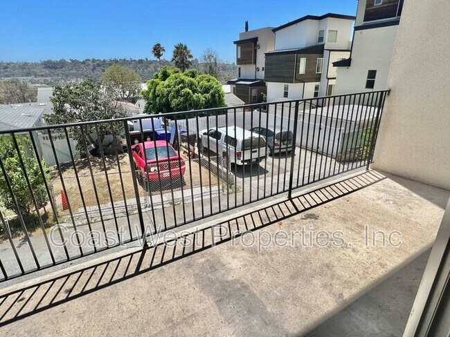 Building Photo - 1280 Goshen St