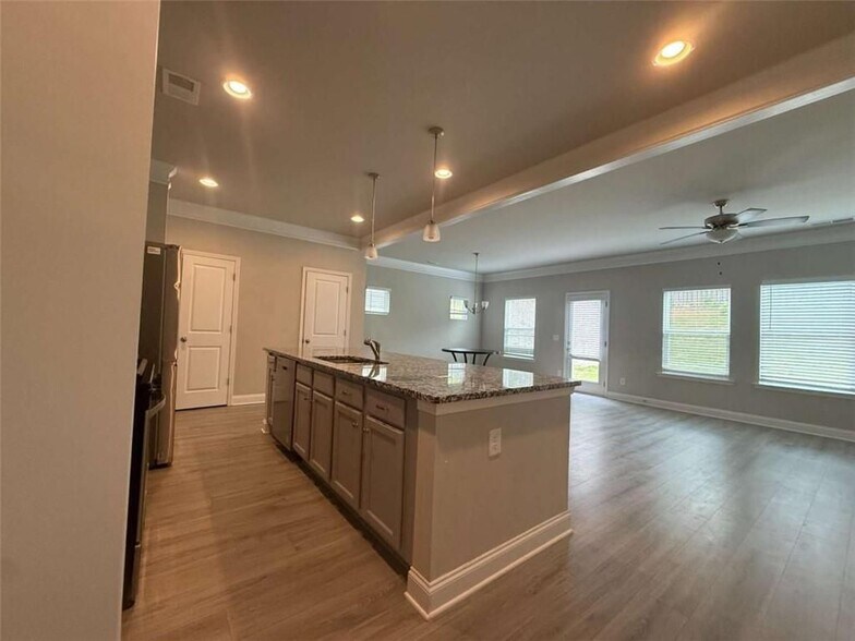 Building Photo - 1521 Winding Rdg Trl