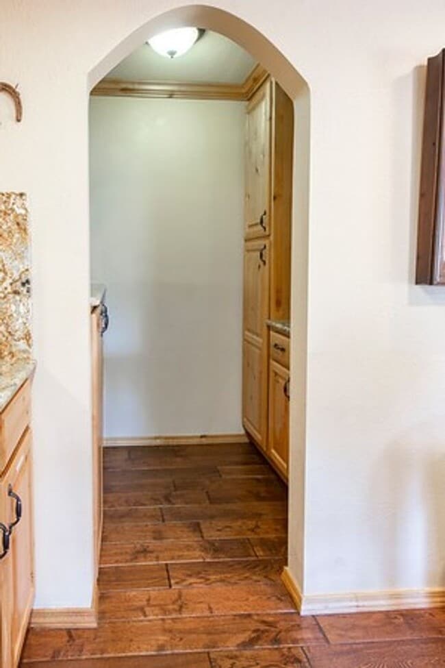 Building Photo - Redpine Chalet