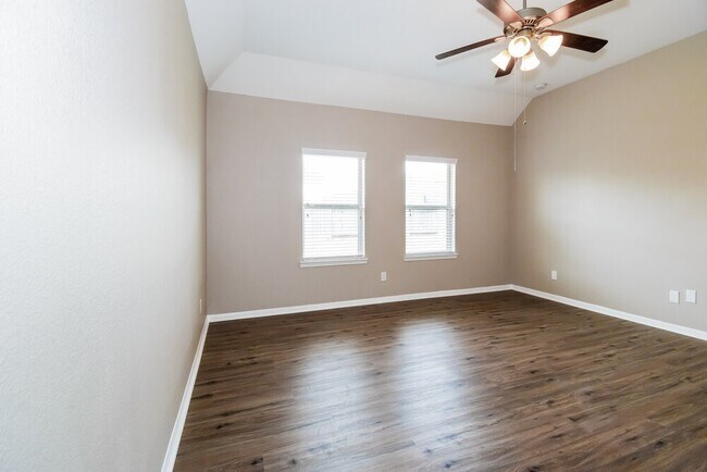 Building Photo - 5115 Misty Ln