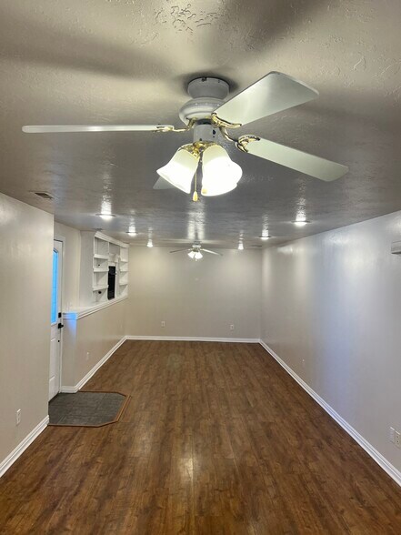 Building Photo - 9283 S Star Lily Cir