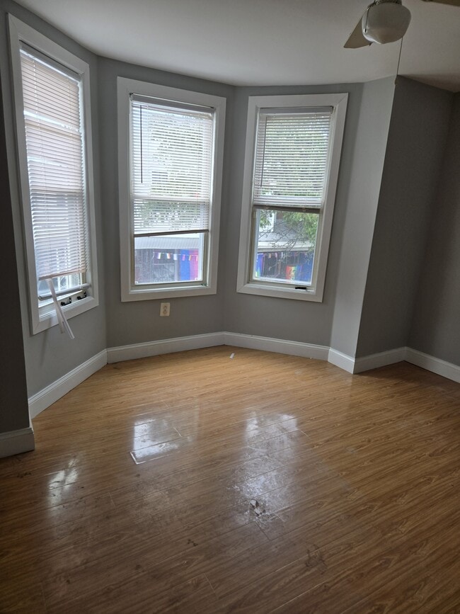 Building Photo - 608 E Wensley St