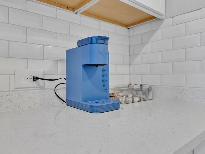 Building Photo - 7 Division St