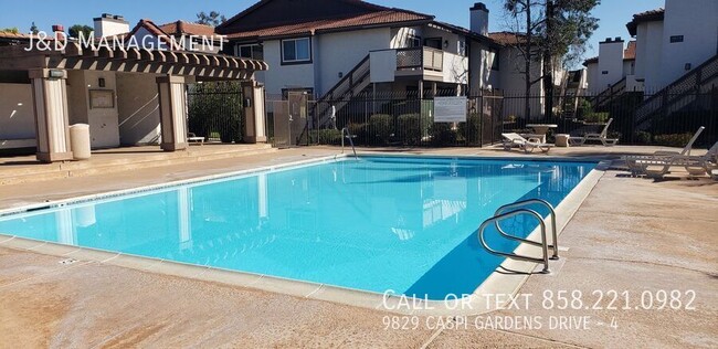 Building Photo - Santee Condo 3 bedroom Upstairs Unit.