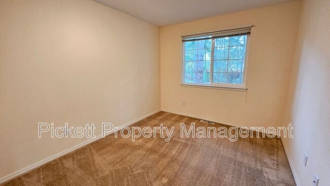 Building Photo - 12596 Deer Park Ln NW