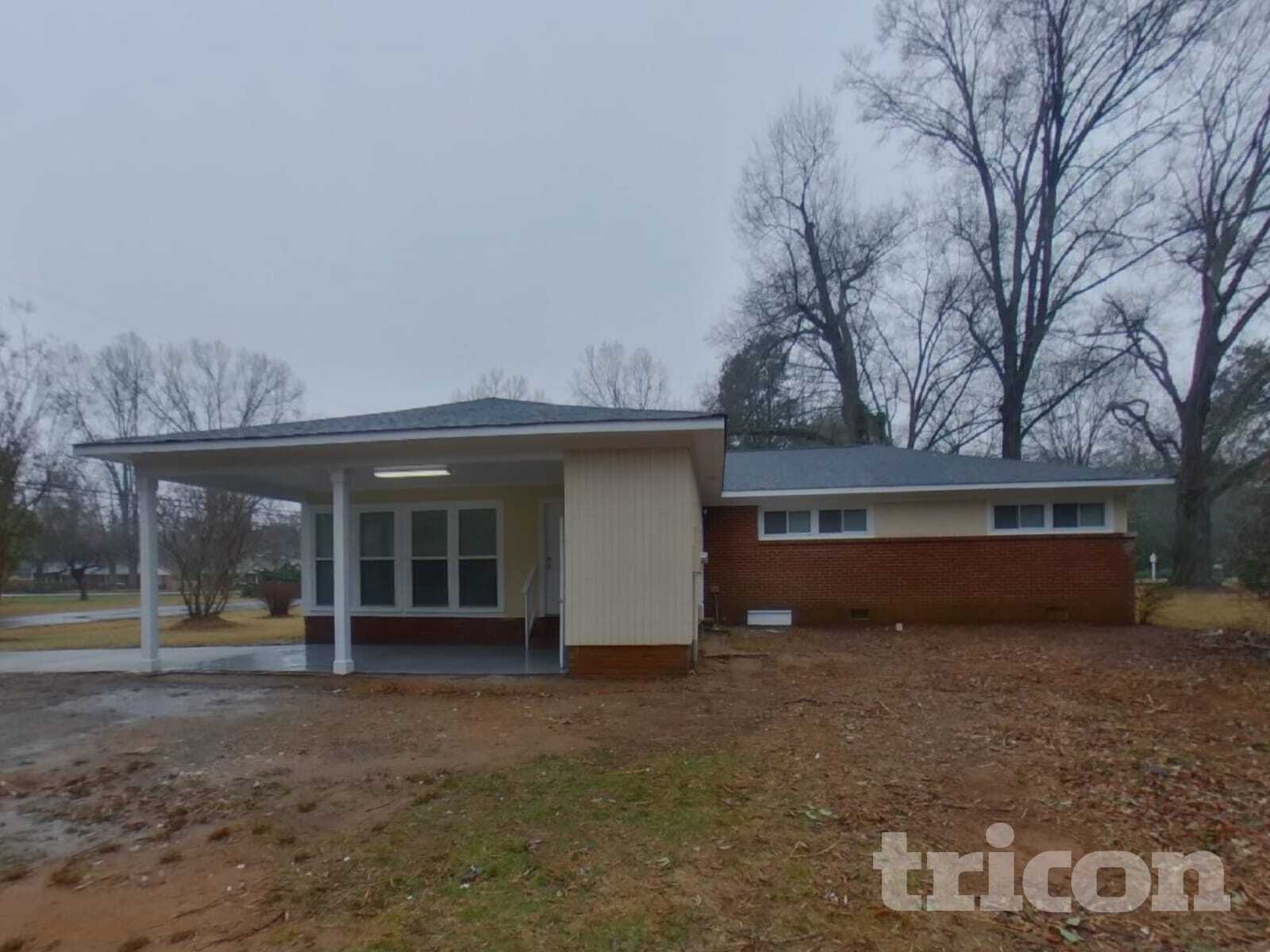 Building Photo - 1141 Dooley Dr