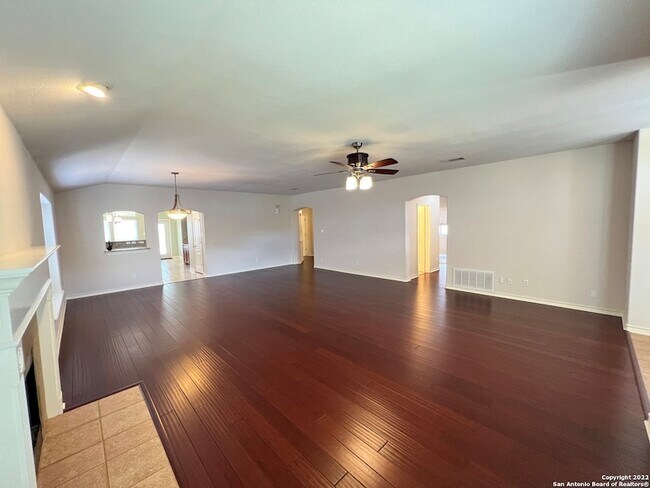 Building Photo - 1303 Bluff Forest