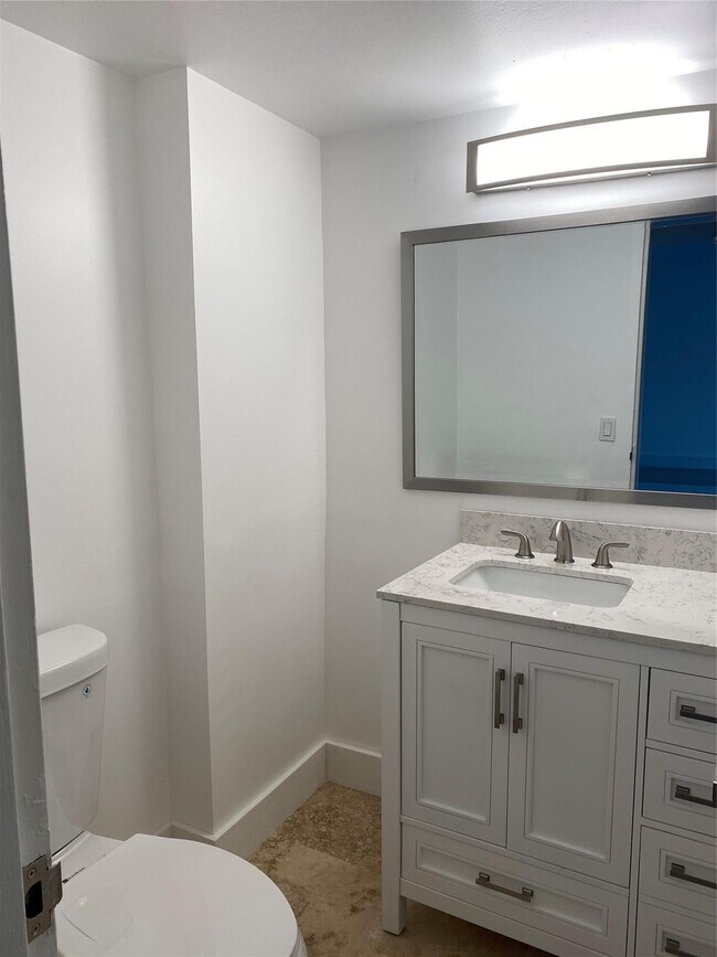 Building Photo - 1200 Hibiscus Ave