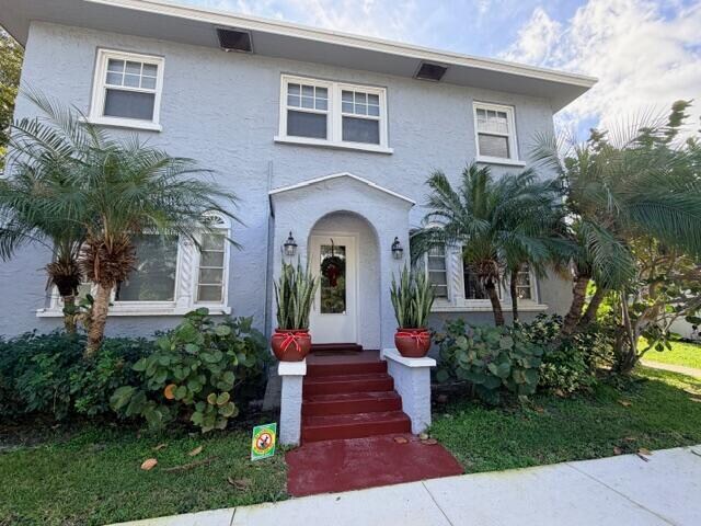 Building Photo - 301 S Palmway