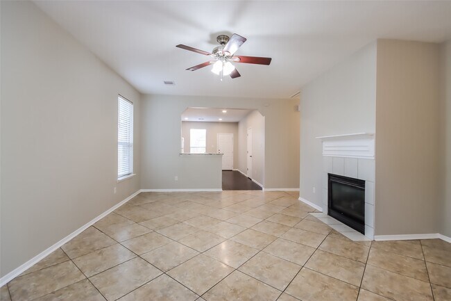 Building Photo - 22034 Willow Downs Dr