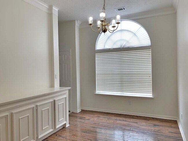 Building Photo - 1710 Emerald Lake Ct