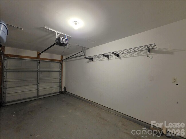 Building Photo - 360 Tidmarsh Ct NW